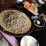 美濃里庵 - １枚目の黒です。