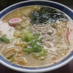 武田そば屋 - 味噌ラーメン大盛り550円あり得ない安さ