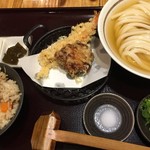 純愛うどん なでしこ - なでしこセット（￥880）