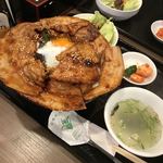 焼肉ホルモン・牛テール料理　あにき - 