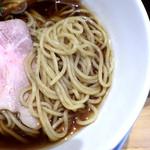 本町製麺所 阿倍野卸売工場 中華そば工房 - 中華そば（麺のアップ）