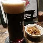 凛々家 - 以前一緒に働いてたバイト仲間にひさびさLINEしたら、飲みいこー！ってことになり、急遽2人で会うことに♡
            お店選びも予約も全部友達まかせ←他力本願(笑)
            まぃまぃ大好きな黒ビールで乾杯で～す♡