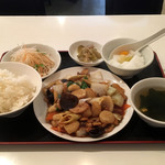 Ajiou - 八宝菜定食750円