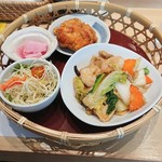 寿司・中国料理 福禄寿 - 竹籠
