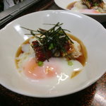 Rakusai - 冷鉢で鰻素麺　温泉玉子添え。