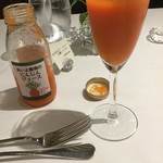 ウシマル - いつも飲んでいる人参ジュースとそっくりで美味しい