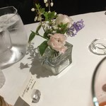 ウシマル - 素敵なテーブルフラワー