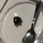 ウシマル - 手品の様に甘いアイス→濃厚ヨーグルト→蓬の生麩風ニョッキチョコがけ