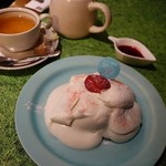 生クリーム専門店MILK CAFE - 