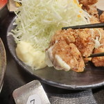 伝説のすた丼屋 - マヨネーズを付けても美味し！