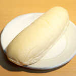 komedakunseiyawarakashirokoppe - 店名通り、白いパン生地が特徴。白い小麦粉を、低温で長時間焼き上げる