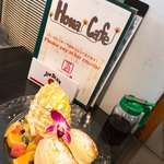Hona Cafe - フルーツパンケーキ