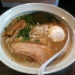 我流麺舞 飛燕 - 煮干濃厚醤油