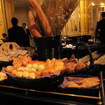 ガストロノミー ジョエル・ロブション - パンもたっぷりー