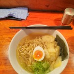 浜堂ラーメン - 煮干そば(平麺)