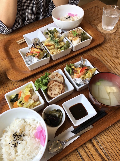 Sara サラ 廿日市市役所前 平良 カフェ 食べログ