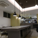 GATHERING TABLE PANTRY - 店内