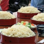 こくや食堂 - ザルうどんが絶品です。千葉から毎年小川天文台に通う時、必ず寄るリピーターです。いつも地元客で混んでいるのが美味しい証拠です。