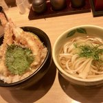 手延べうどん 水山 - 海老天丼セット