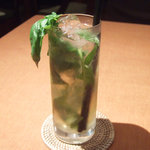 ジャッジョーロ ハーブハウス - バジルモヒート(1050円)