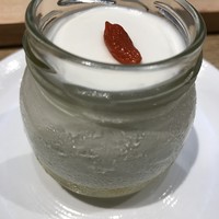 赤坂うまや 新宿 - 朝食ビュッフェのアーモンドプリンが美味しくて、ビクビクしながらたくさんお代わりしました。今度は昼間に行って買い占めたろかと思うくらい美味。感動。