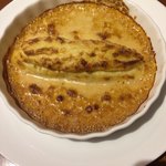 Bistro Caché - リヨン風白身魚のクネル アメリケーヌソース