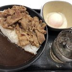 吉野家 - 黒カレー カルビ×半熟玉子 大盛 770円