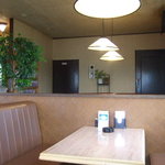 ナポリ - ナポリの店内