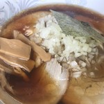 Chuukasoba Tamaya - ラーメン普通盛、叉焼追加