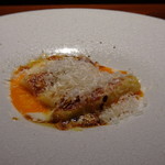 TACUBO - ◆ロワール地方のホワイトアスパラ、卵黄マルサラ、ブラナータチーズ フランス産のアスパラは甘みが強いですし、チーズソースとよく合います。