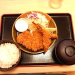 松乃家 - 「とんかつ海老フライ定食」（690円）