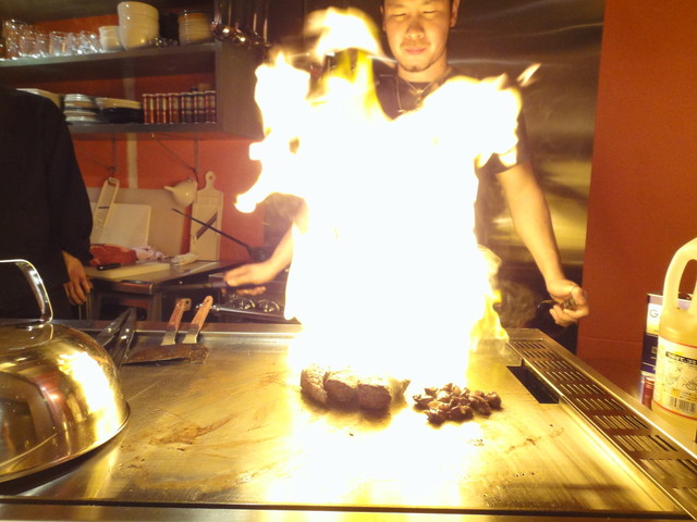 北千住にオシャレな鉄板焼き屋がキタァ By にっしぃ モンスターズテーブル Monstar S Table 北千住 ステーキ 食べログ