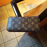 ラーメン 厚木家 - 帰りしなに崖っぷち。財布先生