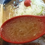 らーめん吉山商店 - スープ