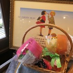 ル・ジャルダン・ブルー - 店内模様