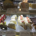 ル・ジャルダン・ブルー - ケーキショーケース