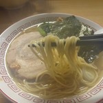 麺や二代目 夜来香 - 麺はいつものストレート