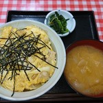 Sentoporia - 親子丼(おしんこ・みそ汁付き) 702円