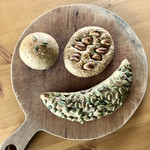 小麦のワルツ - 時計まわりに、塩カシュー、ナッツミュージアム、クルミあん