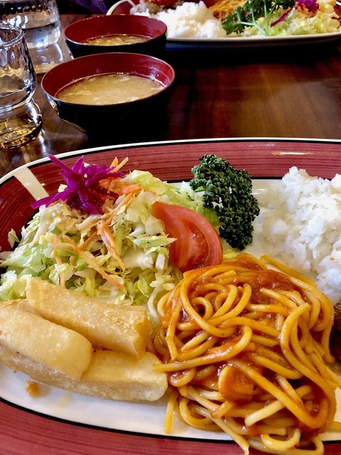 レストラン＆パーラー和蘭丹>