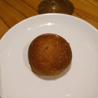 MATSU - クルミパン(*^^*)
                  外はｶﾘっ！
                  中はフワッ！美味しい！