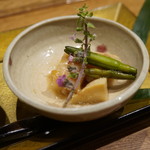 鴨と醸し 鼓道 - おばんざい3種：筍と金針菜