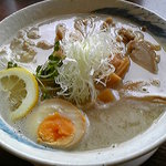 濃厚鶏しおチャーシュー（840円）