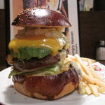 Hungry Heaven 上板橋店 - アボカドチーズバーガー