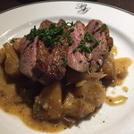 ブラッスリー ギョラン - 【ランチ】スペイン産マグレ鴨のロースト1080円(税込)