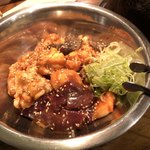 炭火焼肉ホルモン 徳臓 - 徳臓盛りをハート抜きで