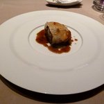 ペッシェ・ロッソ - たっぷりきのことフォアグラのパイ包み焼き