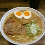 麺屋 奏 - コテコテで旨そうだ チャーシューデカ