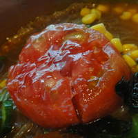 和牛焼肉 土古里 上野バンブーガーデン店 - 丸ごとトマトの美食冷麺　ヒアルロンサン入りトマト