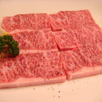 松阪牛炭火焼肉 東海亭 - 特選カルビ塩